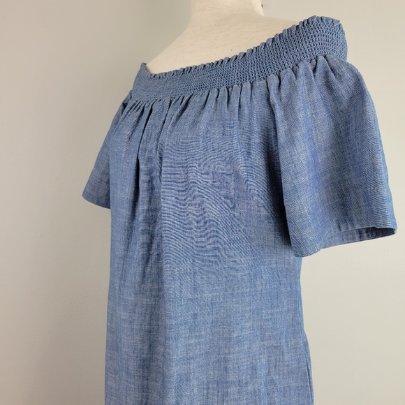 J Crew Off Shoulder Smocked Chambray Denim Dress SZ 8 - Picture 5 of 15